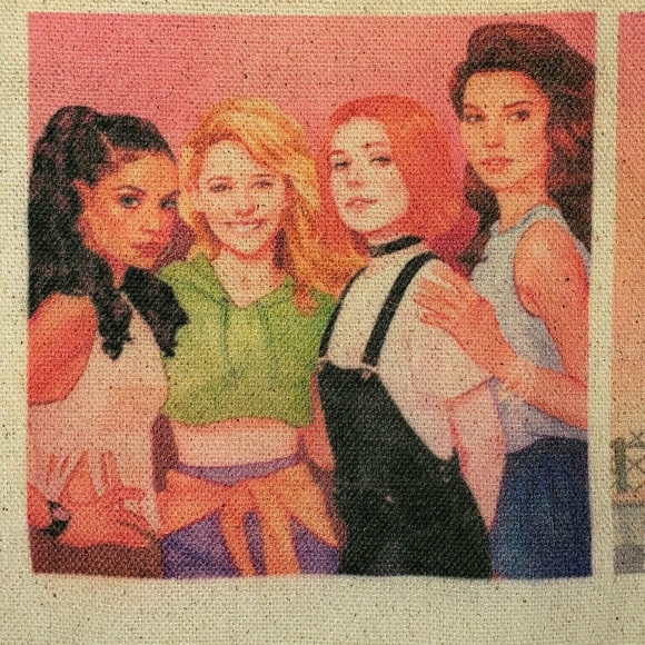 Buffy the Vampire Slayer Comic Tote Bag - Picture 6 of 7